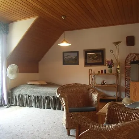 Haus-krista-apartment-heide-garten-und-goldeckblick Lejlighed Seeboden